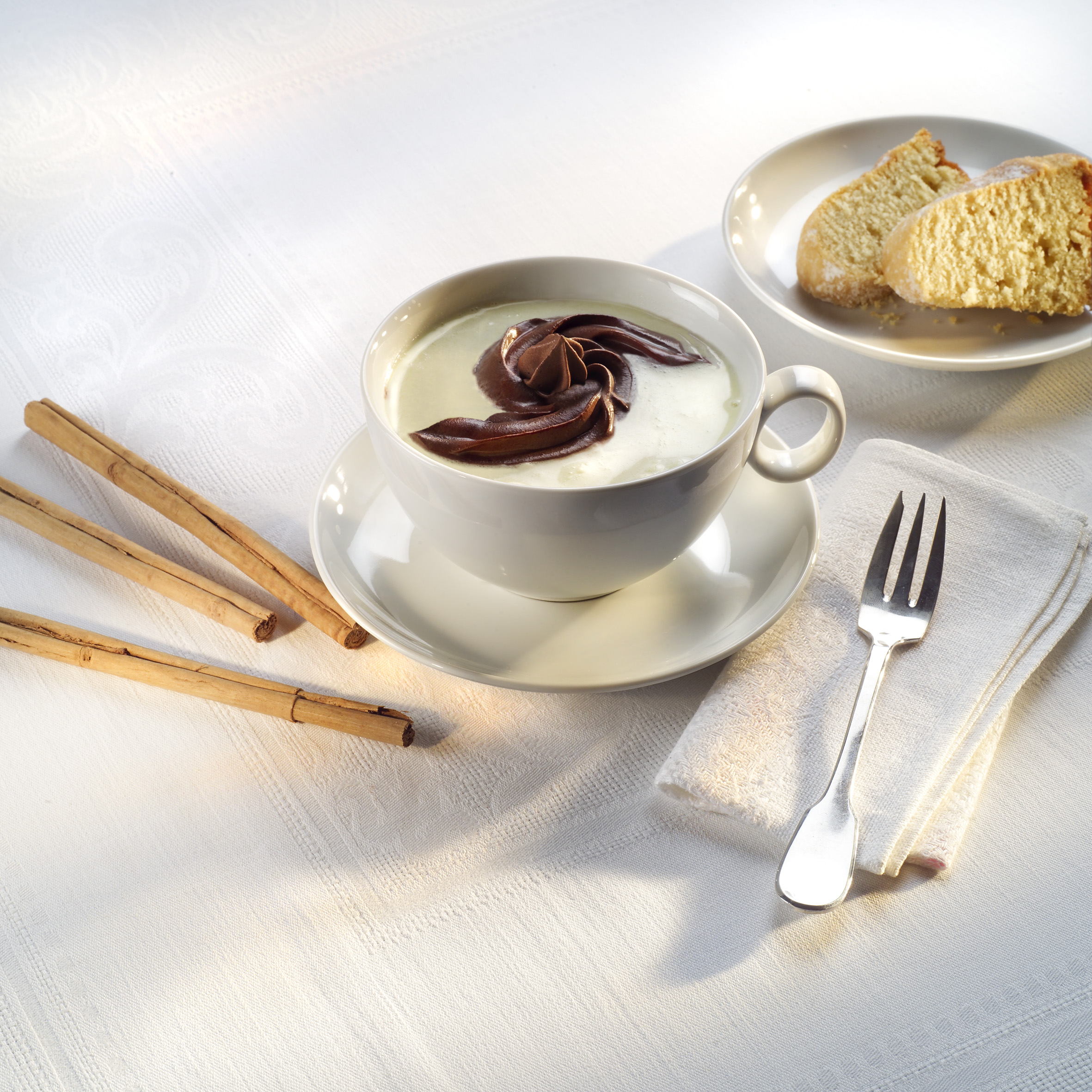 Chai Latte mit Caotina Blanc
