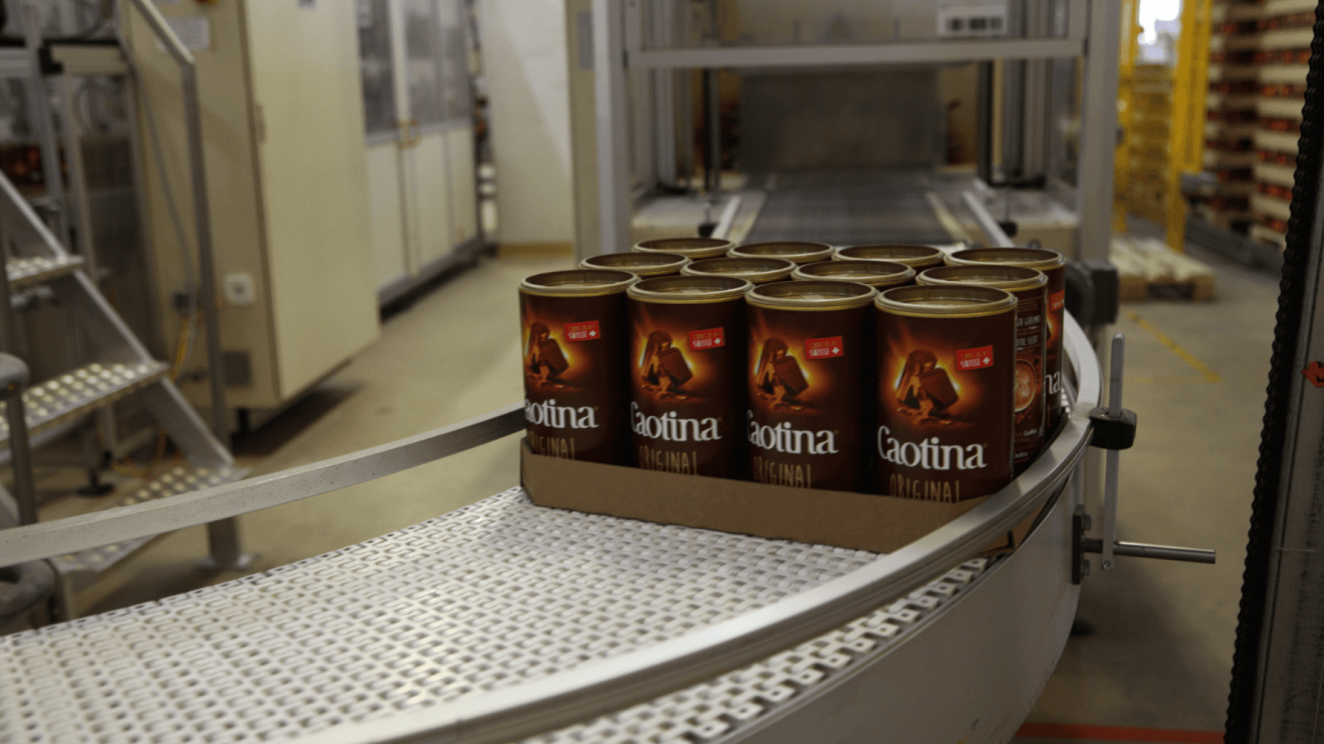 Dans la fabrique de Caotina